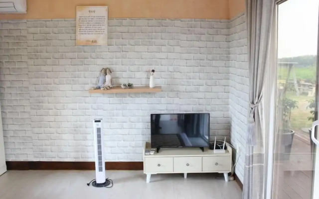 Jeju Bijarim Midam Pension