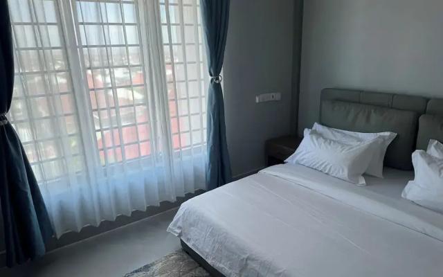 Eastern City Apartments