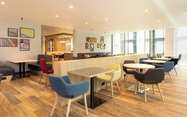 Holiday Inn Express Brussels Airport by IHG