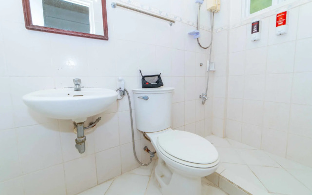 RedDoorz near Walking Street Angeles City