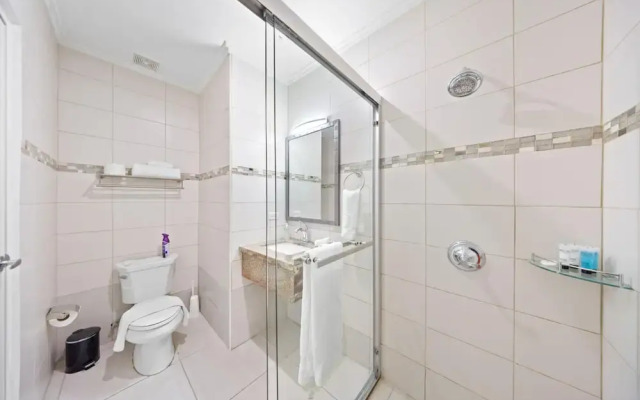 Lovely 1br1ba Condo Walk to Beach Pool BBQ
