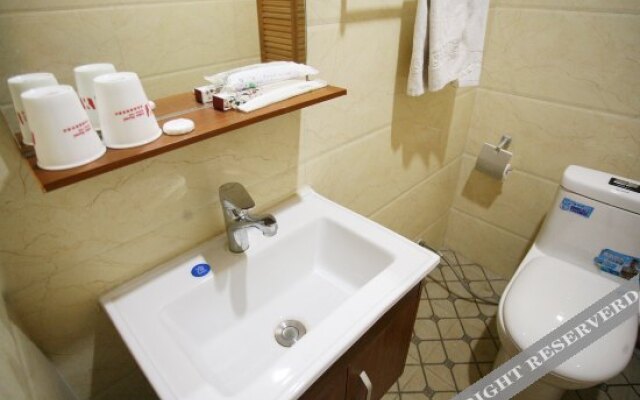 Kaikai Chaoyue Business Hotel