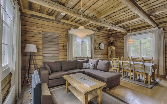 Ruka Safaris - Papin Talo