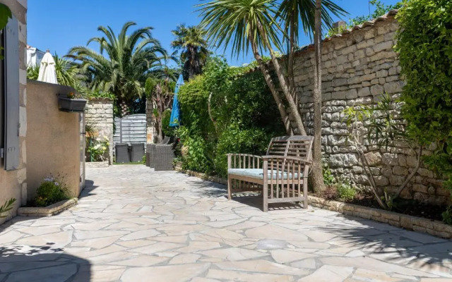 LE Clos DES Sternes