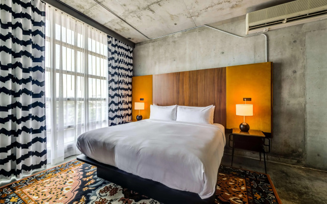 NYLO Las Colinas Hotel, Tapestry Collection by Hilton