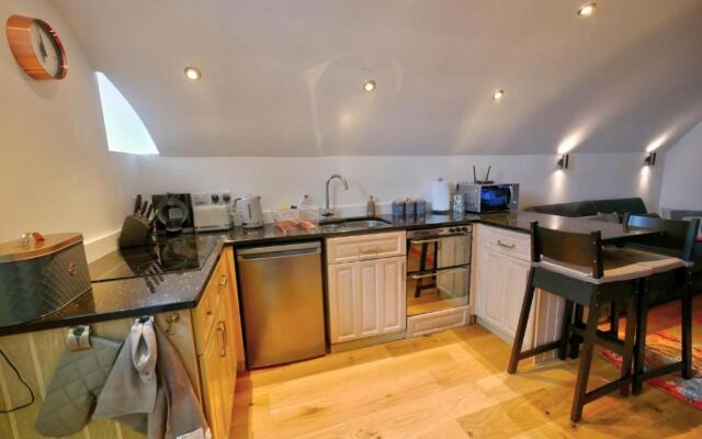 Pell Dell Apartment