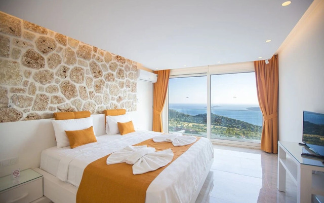 Villa Lamer by Akdenizvillam