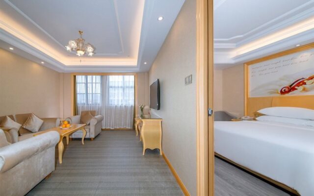 Vienna International Hotel (Enshi Cultural Center Airport)
