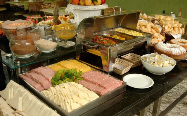 Sambura Praia Hotel