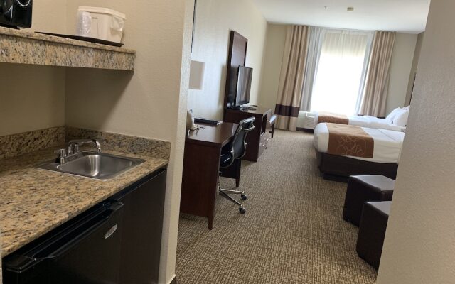 Comfort Suites Auburn