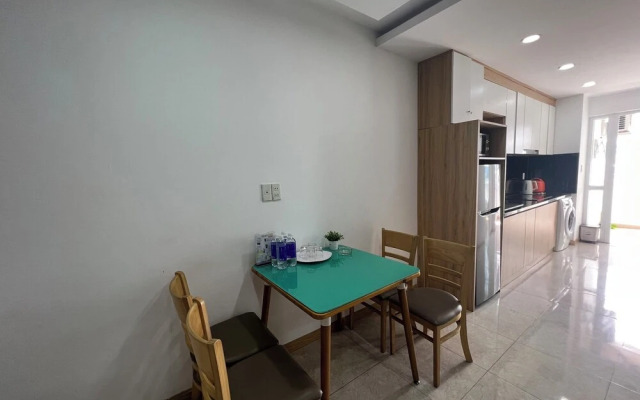 P&L Apartment