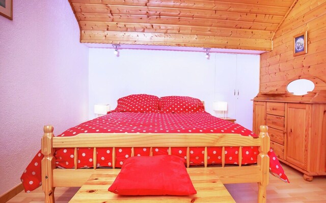 Exclusive Chalet in La Chapelle-d'Abondance with Mountain View