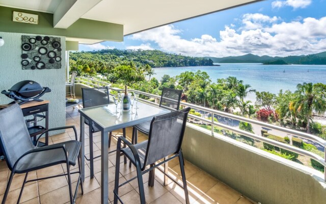 Lagoon 201 on Hamilton Island