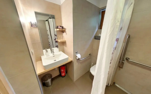 Royal Mediterran Hotel