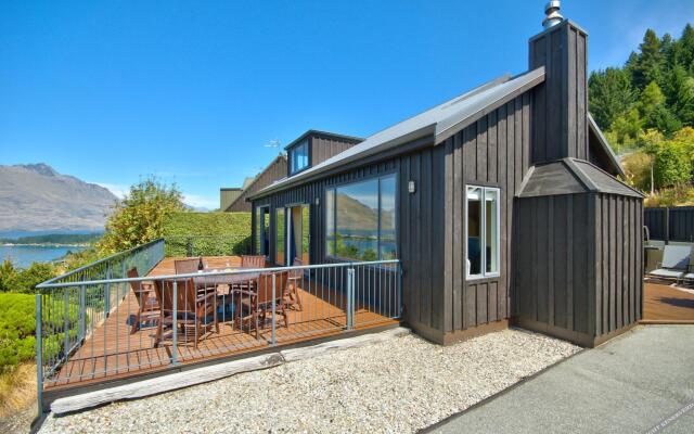 2 Goldleaf Hill