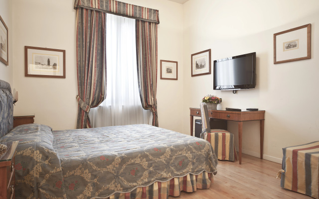 Hotel Italia