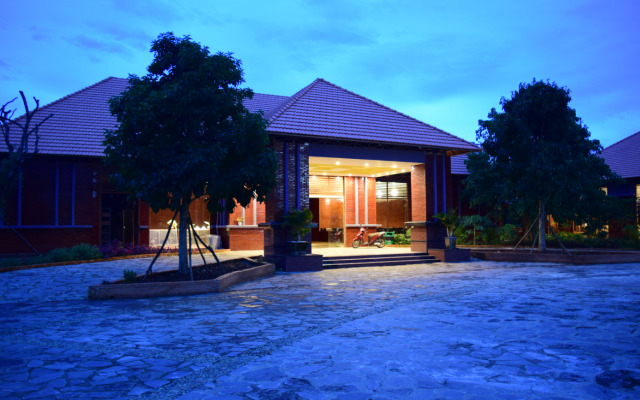 Orchard Home Resort Nam Cat Tien