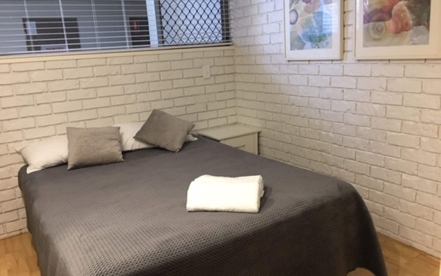 Merrima Court Holidays