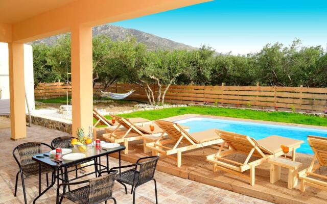 White Lake Holiday House