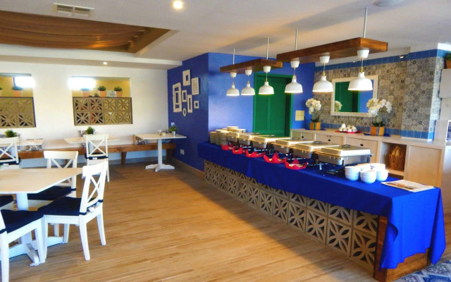 Hotel Corona Plaza