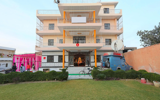 OYO 10708 Vrindavan Stay
