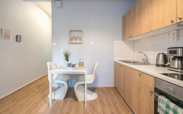 City Nest Apartment by Cloudkeys