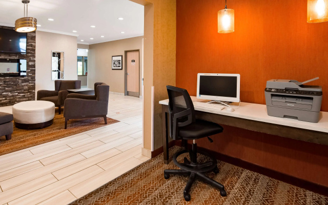 Best Western Muscatine / Pearl City Hotel