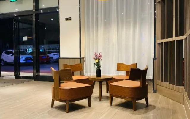 HanTing Hotel (Nanning Guangxi University)