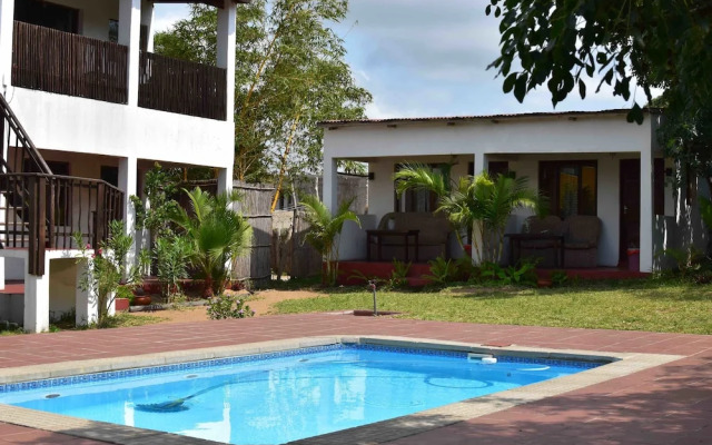 Gamboozini Lodge