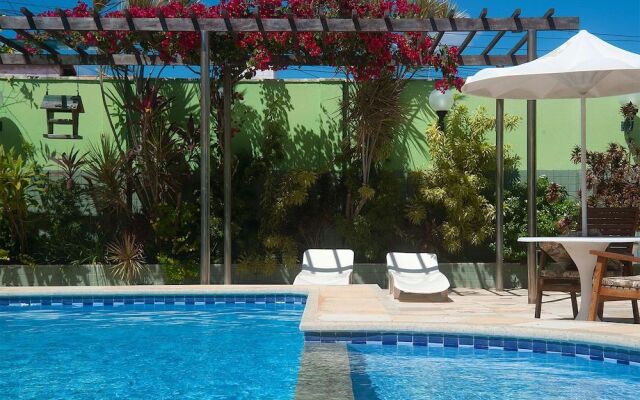 Casa com Piscina no Iguape 50m do Mar