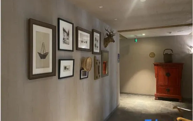 Royal Veggies Garden Inn