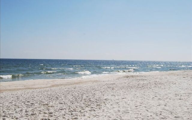 Regency Isle 704 by RedAwning