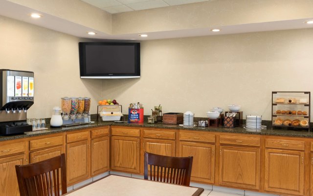 Country Inn & Suites by Radisson, Paducah, KY
