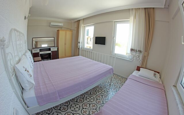 Ahinos Butik Hotel