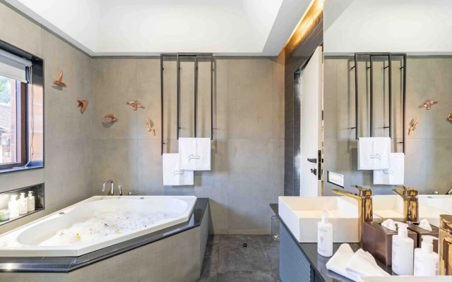 Luxury 4bhk Pool Villa - Sunset View