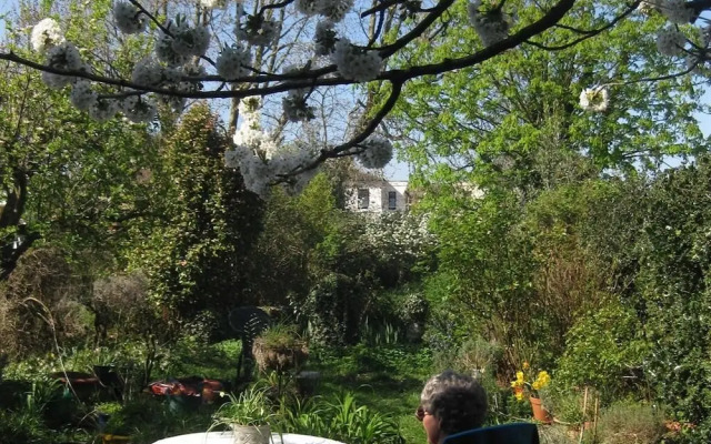 Grove Guest House
