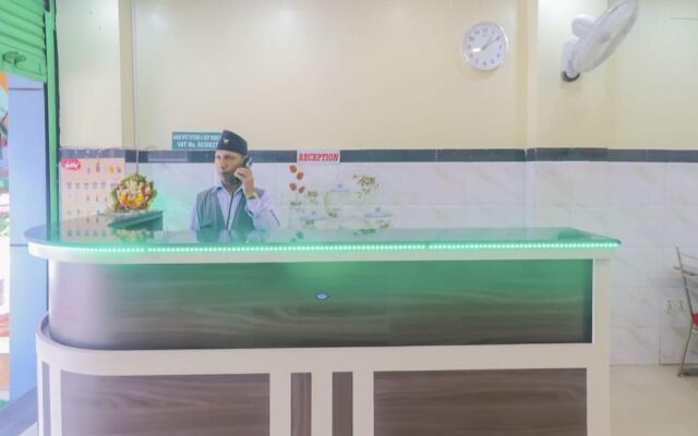 Oyo 619 Aahar Spicy Kitchen And Rest House
