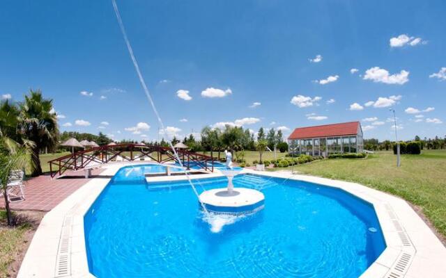 Termal Del Lago Apart & Spa