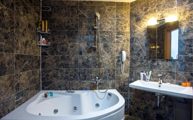 Dragut Point South Hotel