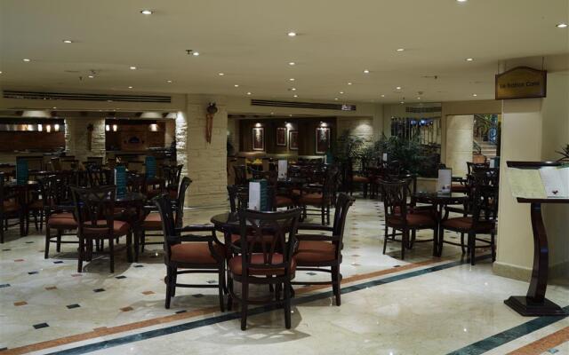 Pyramisa Suites Hotel Cairo