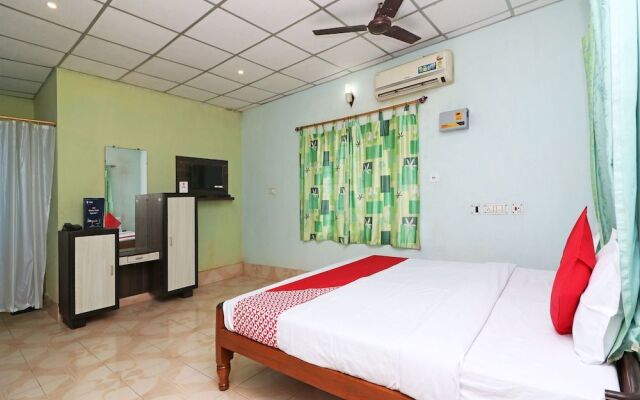OYO 16101 Samrat Holiday Inn