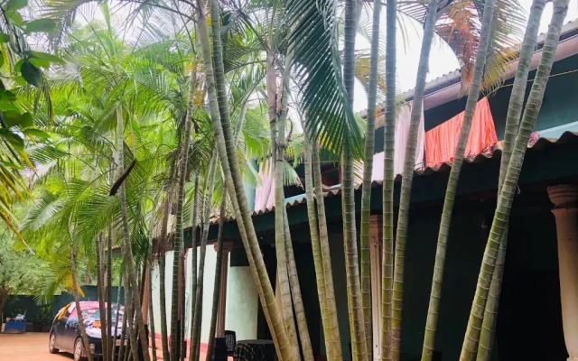 River Garden Hotel