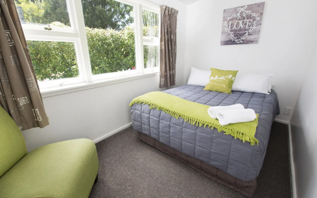 North South Holiday Park