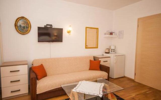 Rooms Nadica