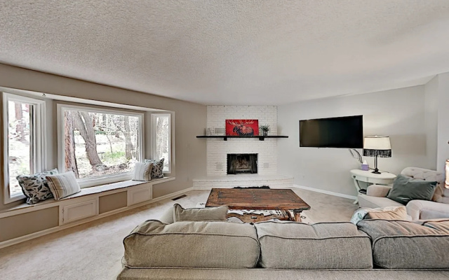 3330smoo 4 Bedroom Home