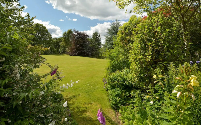 Tomnabrack Cottage B&B