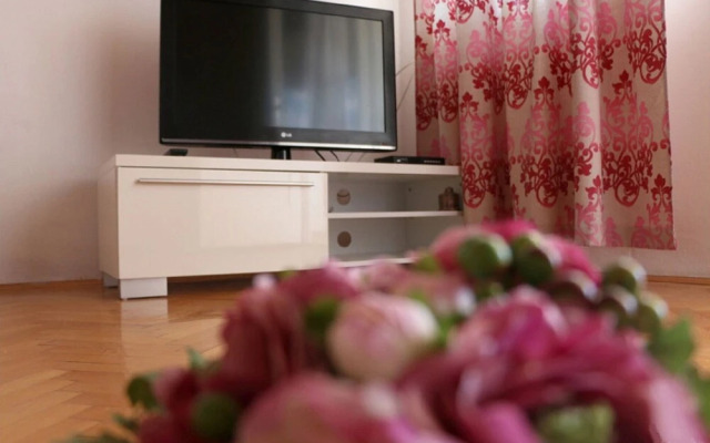 Buffalo - 150m From the Beach & Parking - A2