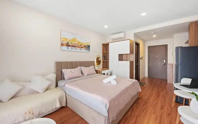 Saigon Royal View Residence & River