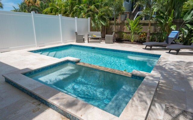 Mermaids Sunrise Apartment 3