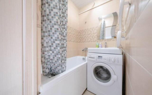 Apartments Gedonizm Apart on st. Novomoskovskaya, 19